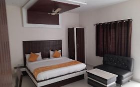Hotel Gayatri Residency, Agra